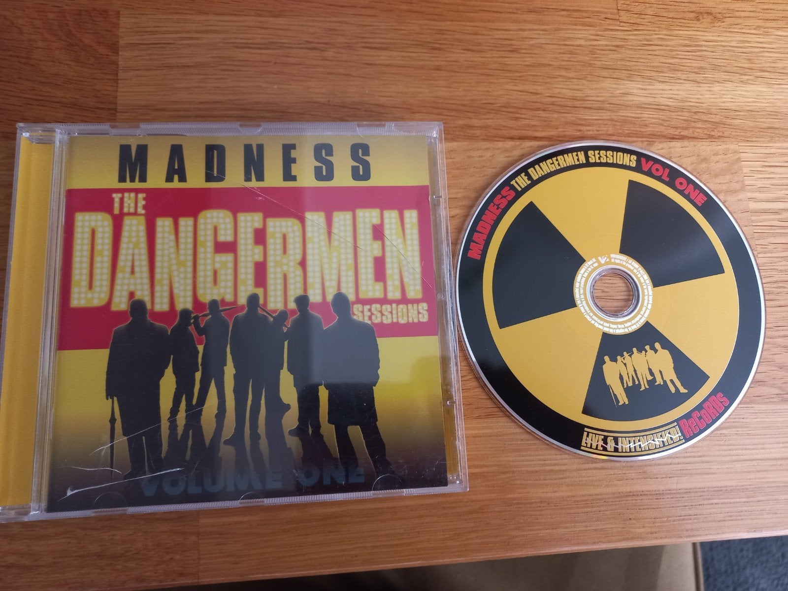 Madness cd, Ophalen of Verzenden, Zo goed als nieuw