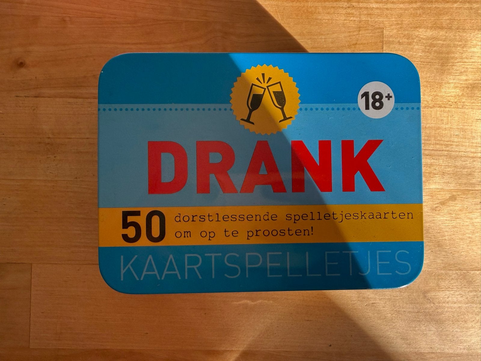 DRANK Kaartspelletjes - 50 dorstlessende spelletjeskaarten, Hobby en Vrije tijd, Gezelschapsspellen | Kaartspellen, Drie of vier spelers