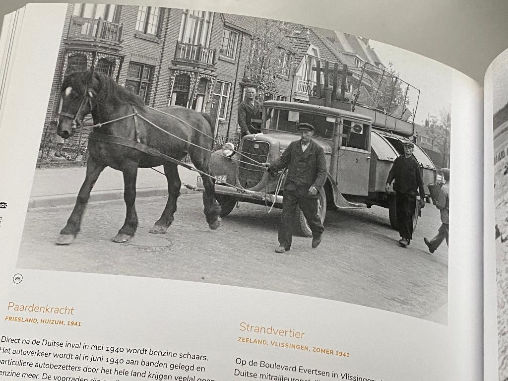 De Tweede Wereldoorlog in honderd foto's (2020) Nieuw, Verzamelen, Ophalen of Verzenden, Nederland, Boek of Tijdschrift
