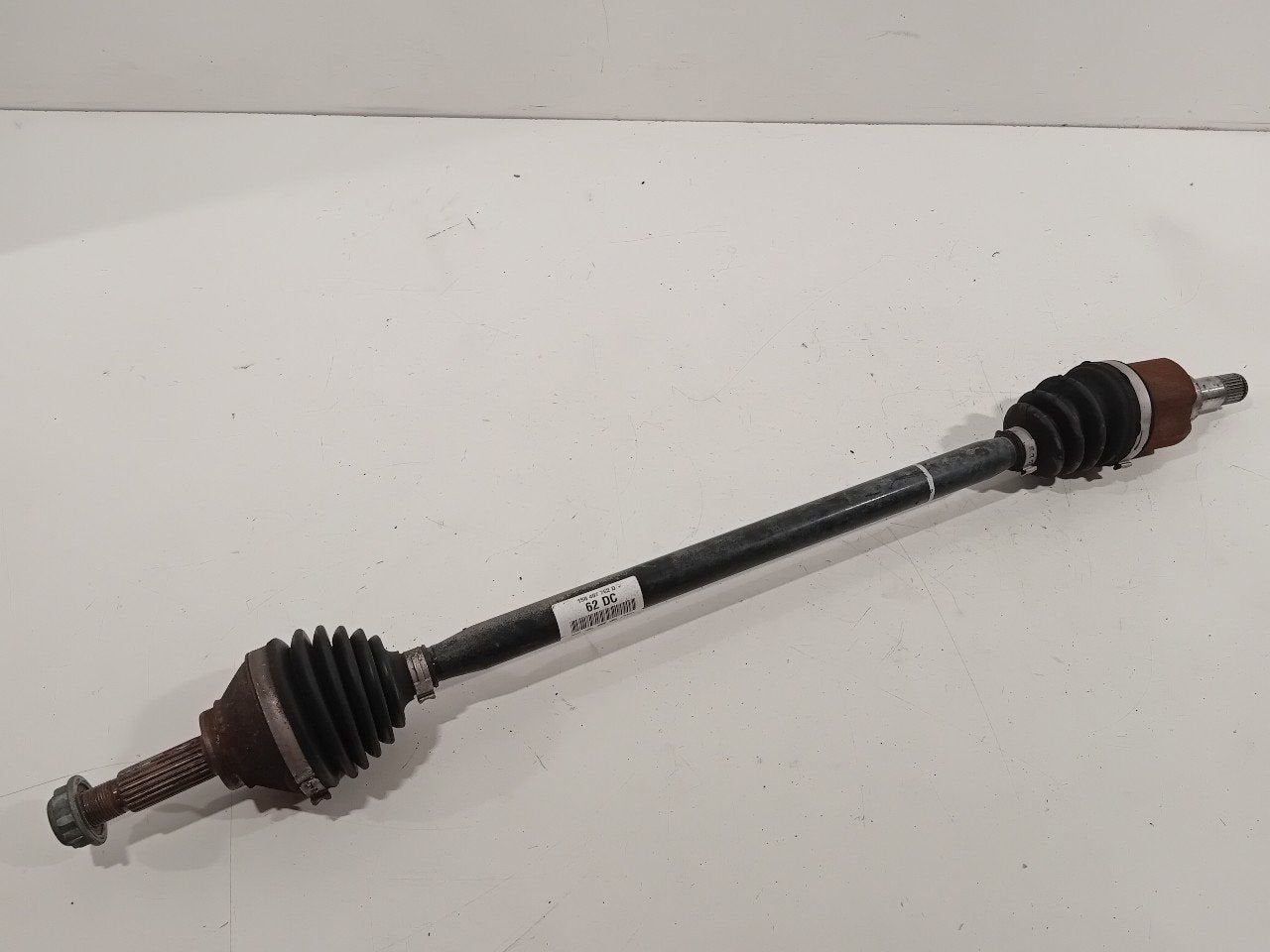Aandrijfas rechts voor Volkswagen Up, Onderdelen@venauto.nl, Van der Ven Autorecycling B.V., Gebruikt, Ettenseweg 76, 4706 PB Roosendaal, The Netherlands