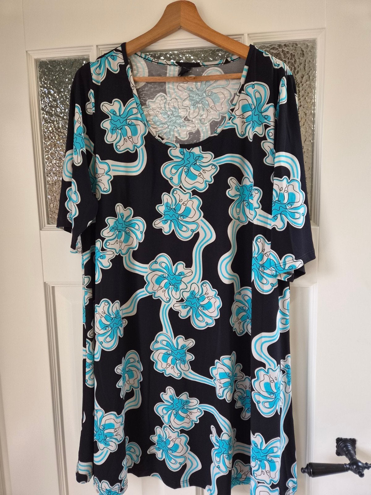 Yoek tuniekjurk maat 50/52 met bloemenprint, Zwart, Maat 46/48 (XL) of groter, Ophalen of Verzenden, Gedragen