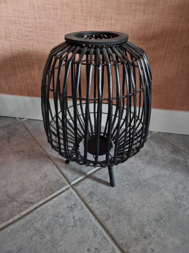 Zwarte rotan kandelaar, sfeervolle verlichting, Huis en Inrichting, Woonaccessoires | Kandelaars en Kaarsen, Zo goed als nieuw