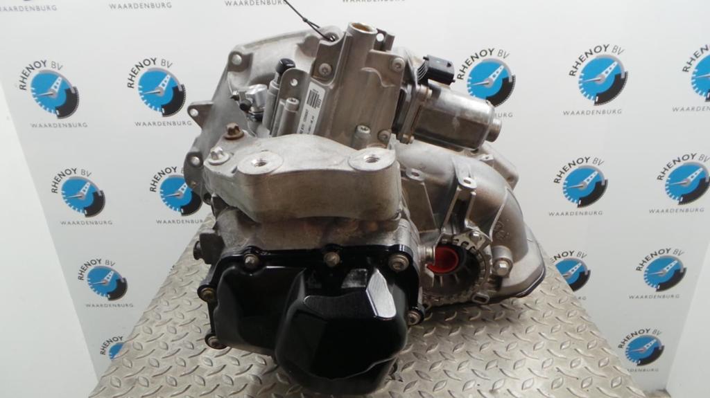OPEL CORSA TRANSMISSIE / VERSNELLINGSBAK 2014, Ophalen of Verzenden, Gebruikt, Stiba lid