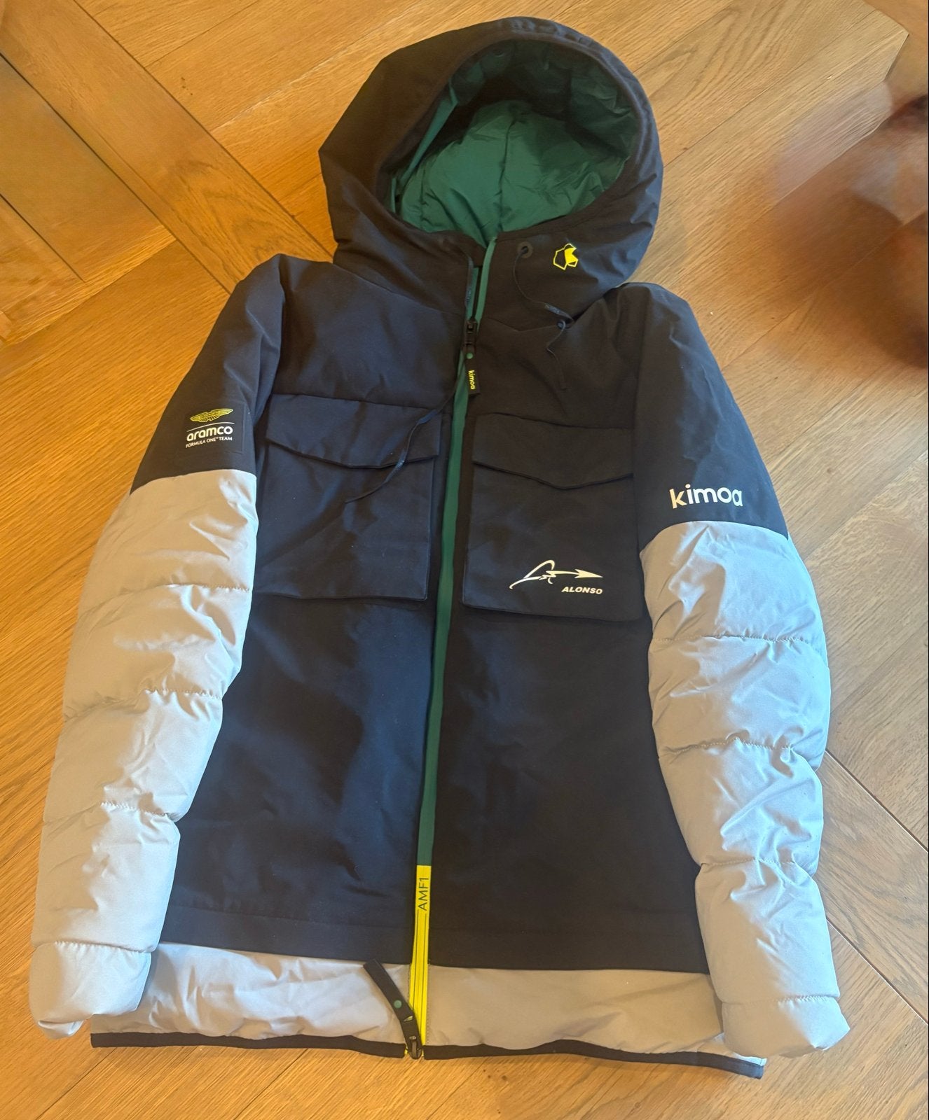 F1 Winterjas Kimoa AMF1 Bicolor Puffy Patch Pockets Maat S, Ophalen of Verzenden, Nieuw, Maat 36 (S), Zwart