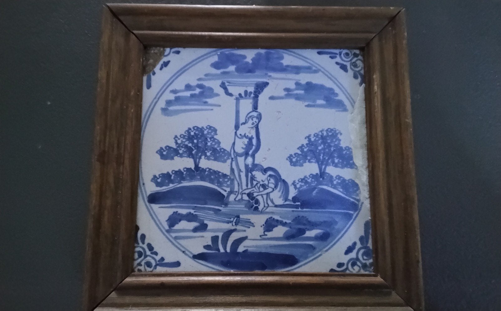 Antieke Delfts Blauwe Tegel met Bijbelse Afbeelding in Lijst, Antiek en Kunst, Antiek | Wandborden en Tegels, Ophalen