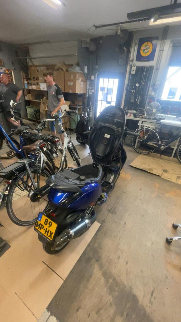 Piaggio zip Motorframe A1 motorzip m25, Fietsen en Brommers, Scooters | Piaggio, Ophalen, Zo goed als nieuw, Benzine, Zip