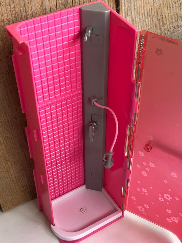 Roze Barbie formaat douche voor poppenhuis, Ophalen of Verzenden, Zo goed als nieuw, Toebehoren