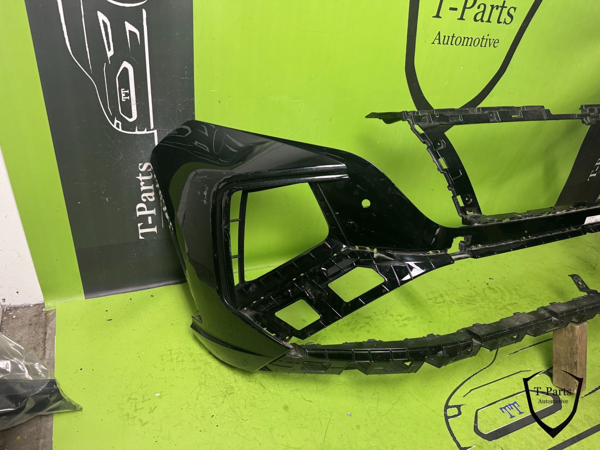 hyundai tucson voorbumper bumper N line 86540N7CA0, Gebruikt, Heolleung-ro 12
06797  Seoul, Ophalen of Verzenden, Info@hyundai.com