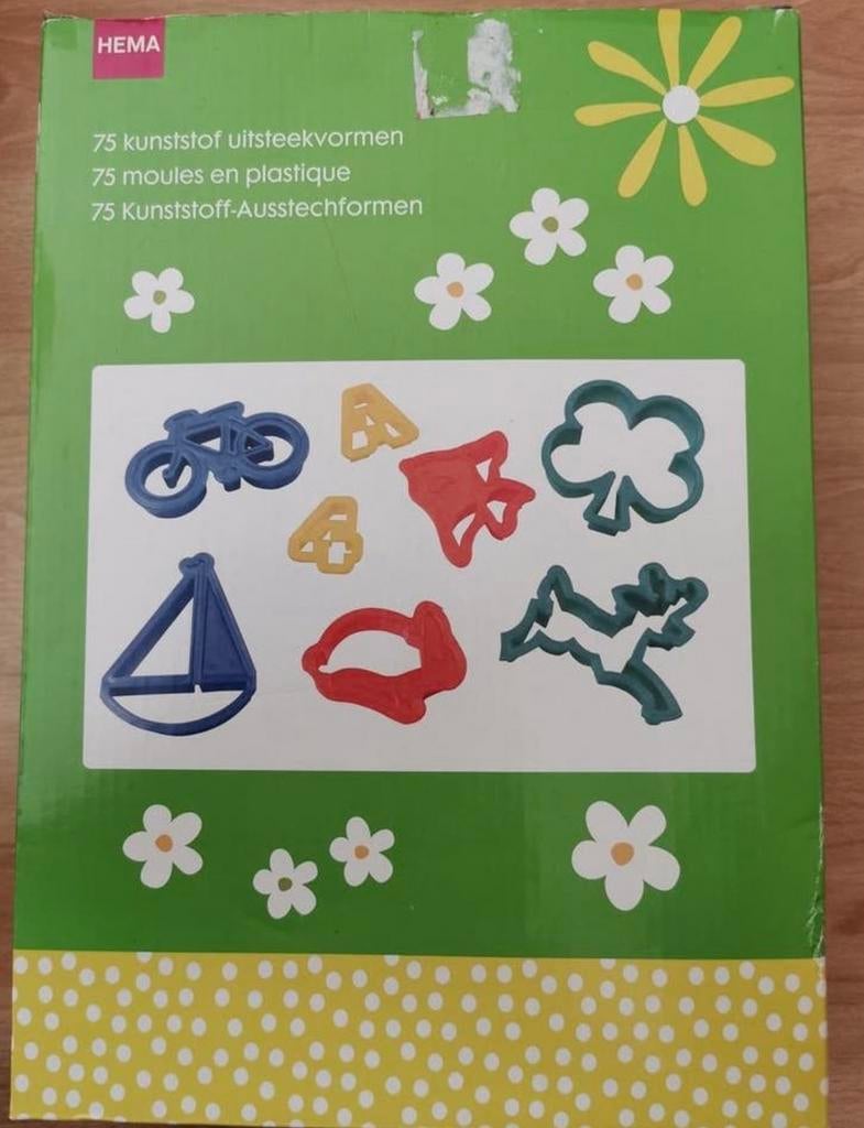 HEMA 75 kunststof uitsteekvormen nieuw in verpakking, Ophalen of Verzenden, Nieuw
