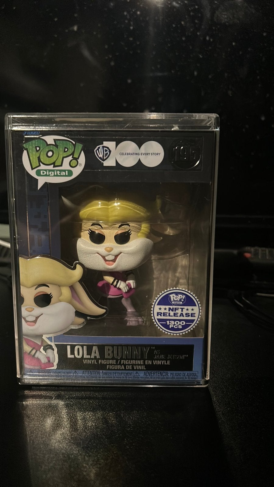 Funko pop NFT Lola bunny, Verzamelen, Poppetjes en Figuurtjes, Verzenden, Zo goed als nieuw