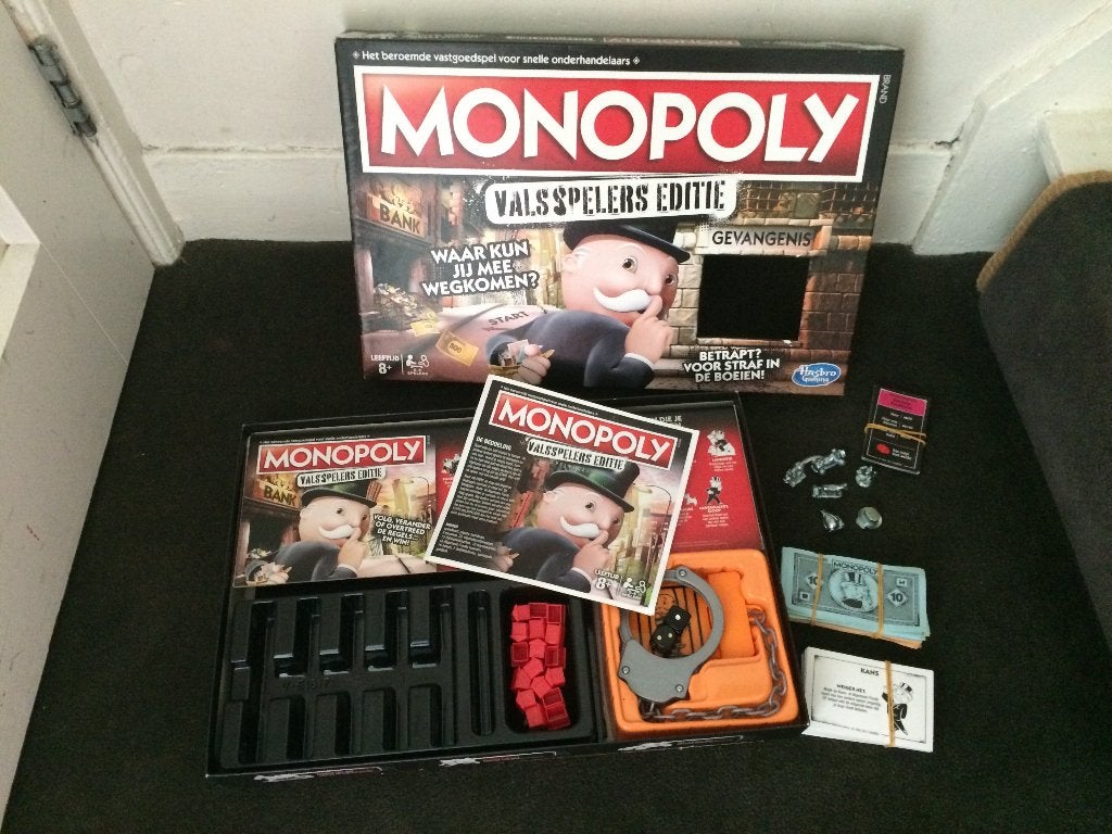 monopoly valsspelers editie - Compleet en als nieuw!, Vijf spelers of meer, Ophalen of Verzenden, Zo goed als nieuw, Hasbro Gaming