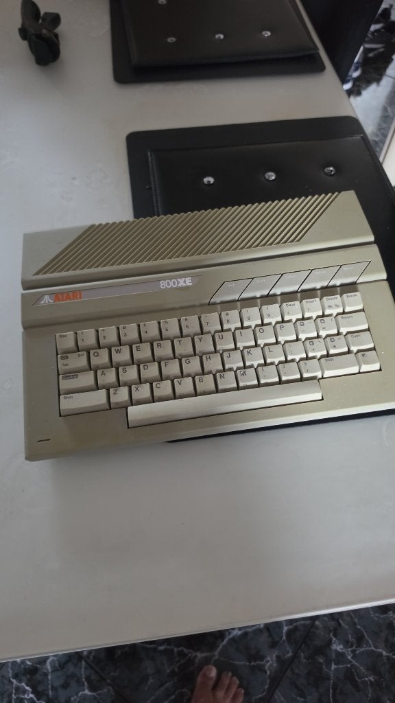 Atari 800XE met adapter, Joysticks en spellen, Computers en Software, Vintage Computers, Ophalen