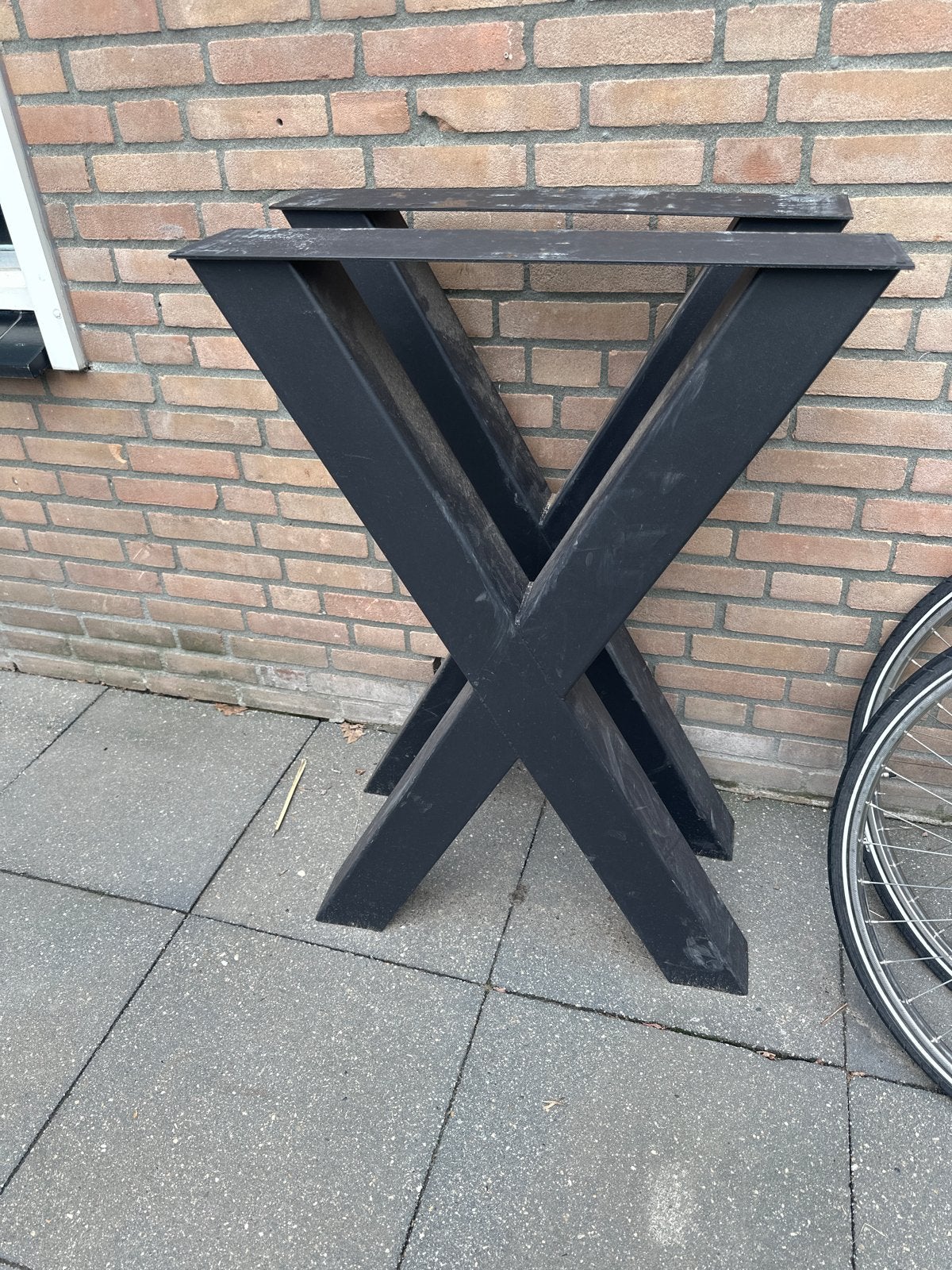 Zwarte metalen X-poten voor tafel hangtafel, Ophalen, Tafelpoot, Minder dan 50 cm, Gebruikt