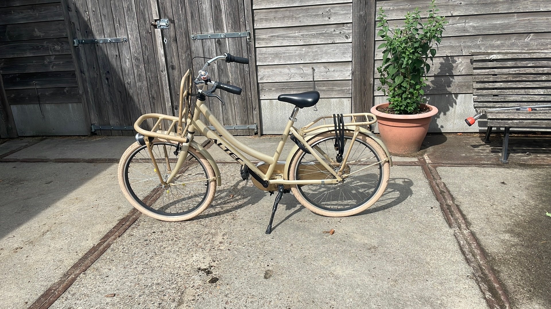 Mooie gouden kinderfiets 24 inch, Ophalen, Terugtraprem, Gebruikt, Versnellingen