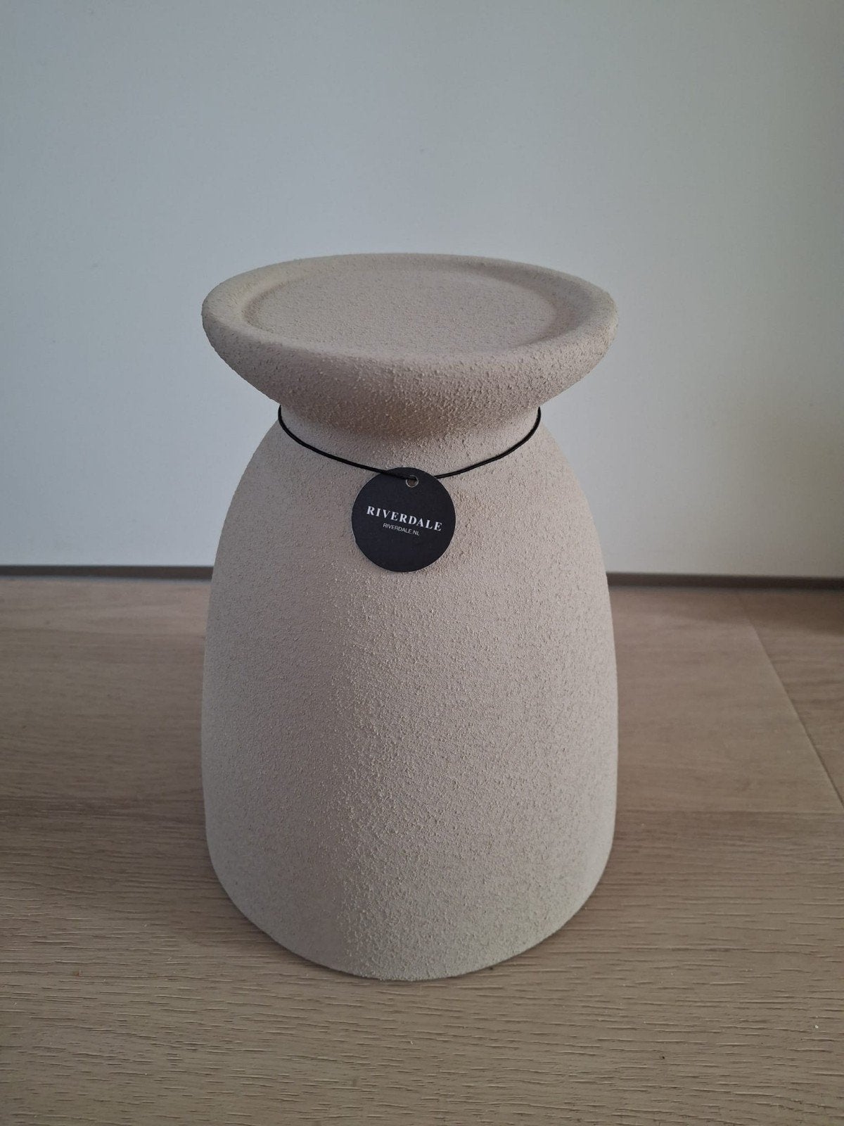 Riverdale Elvie - zandkleurige kandelaar - Nieuw met la, Ophalen, Beige, Nieuw, Modern