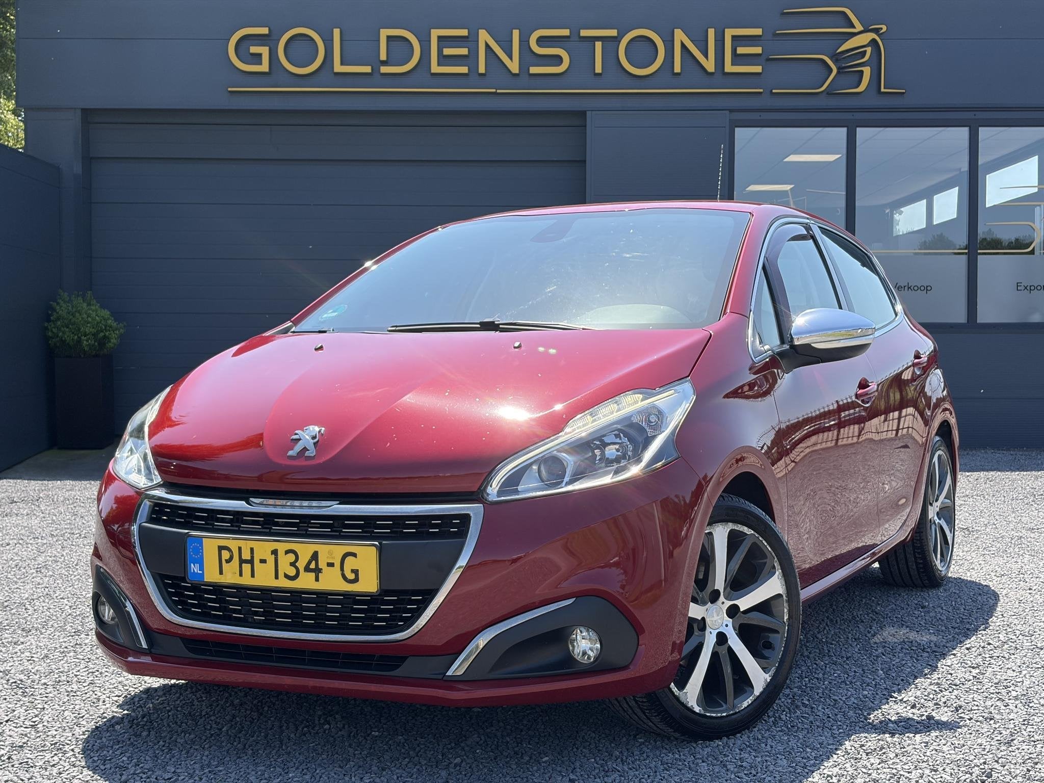 Peugeot 208 1.2 PureTech Allure 1e Eigenaar,D-riem vv in 202, Voorwielaandrijving, Euro 6, Leder en Stof, 23 km/l