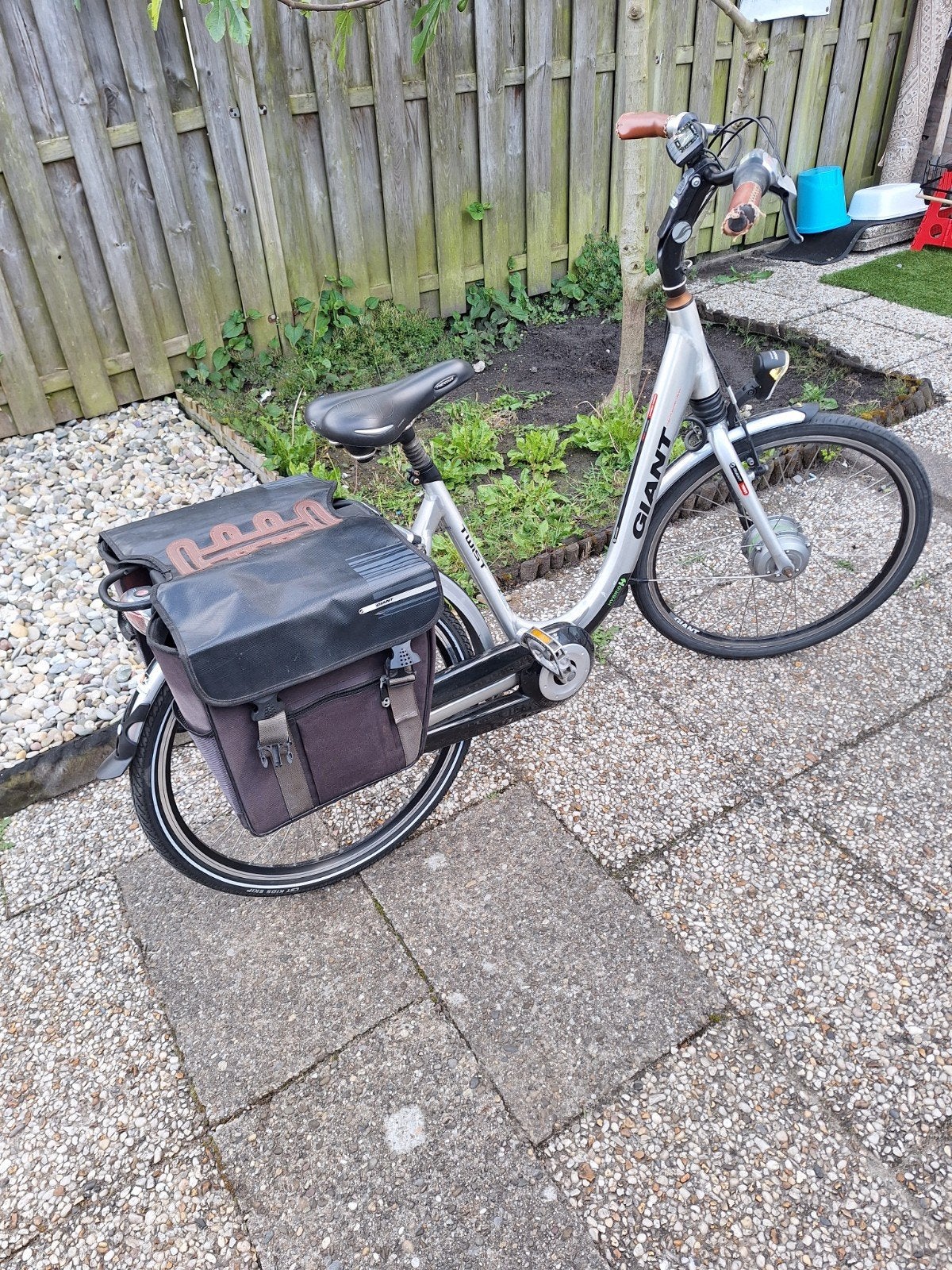 Giant Twist 26 inch 54 cm maat m


Fiets heeft een dichte ke, 51 tot 55 cm, Ophalen of Verzenden, Zo goed als nieuw, Overige merken