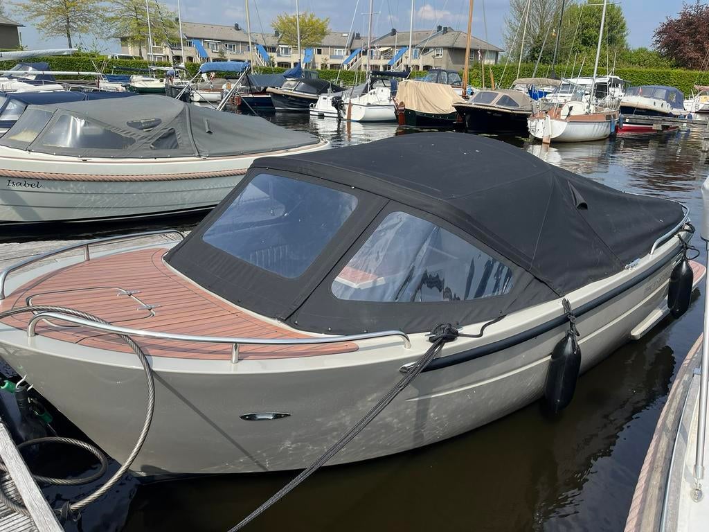 Super mooie primeur 620 met 60 pk van 2025 met alle opties, Watersport en Boten, 60 pk, Tender, Binnenboordmotor, Primeur