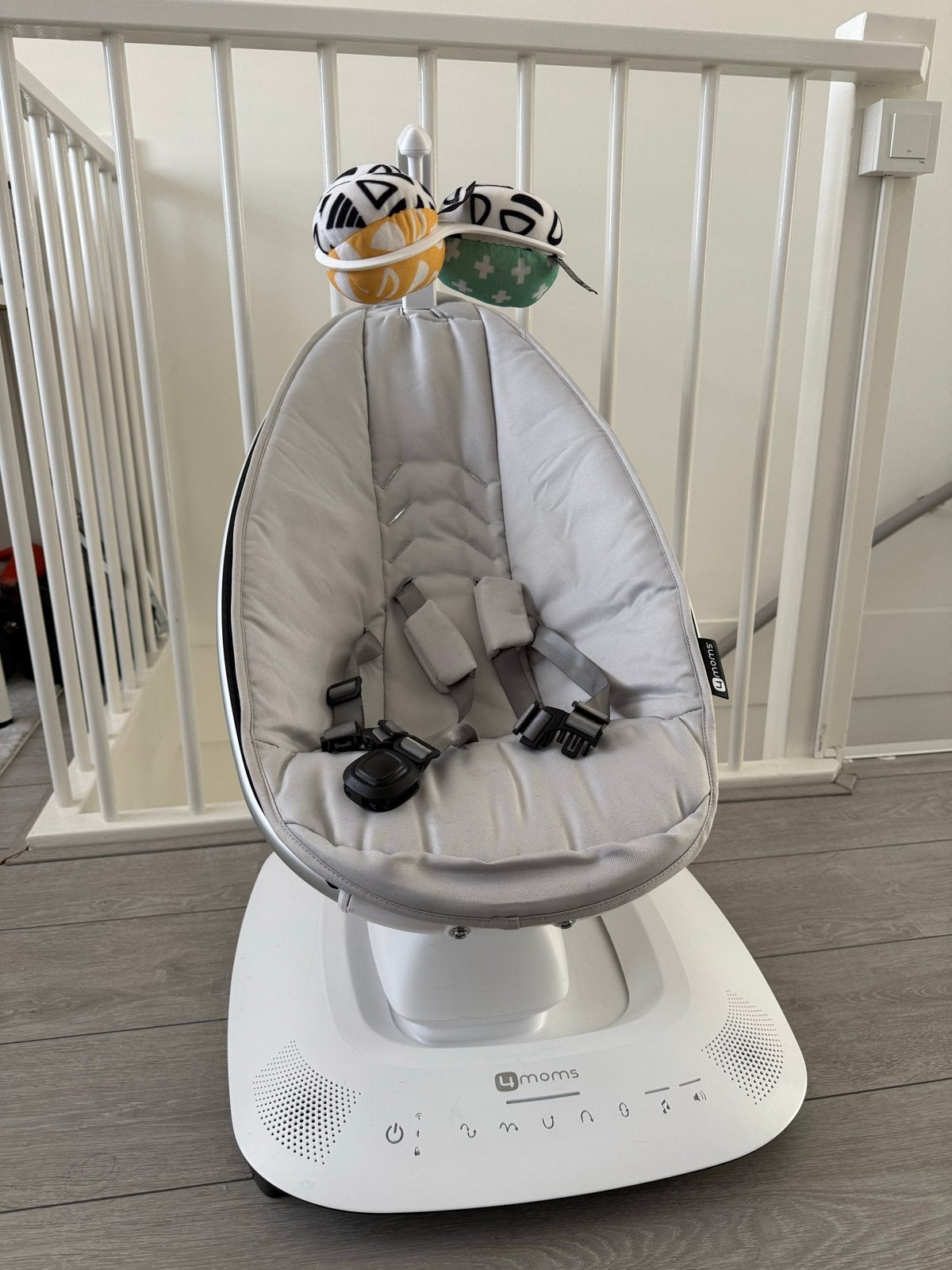 4moms MamaRoo Wipstoel/Babyschommel - Zeer nette staat, Wipstoel, Ophalen, Overige merken, Met gordel(s) of riempje(s)