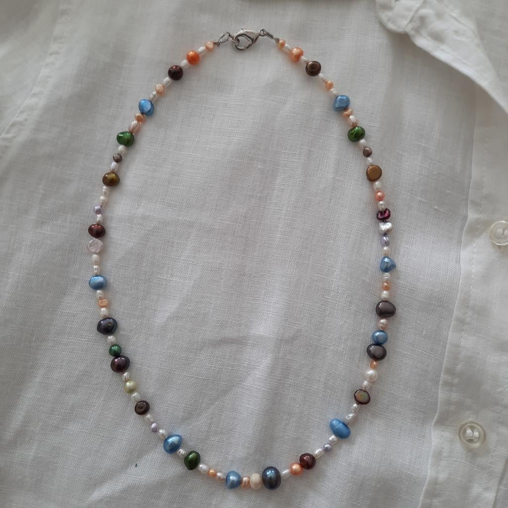 Leuke  meerkleurige zoetwater parel ketting, Sieraden, Tassen en Uiterlijk, Kettingen, Ophalen of Verzenden, Overige materialen