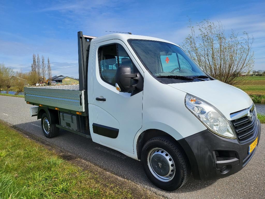 Opel Movano 2.3 D 120KW 2015, Auto's, Bestelauto's, Euro 5, 4 cilinders, Start-stop-systeem, Leder en Stof