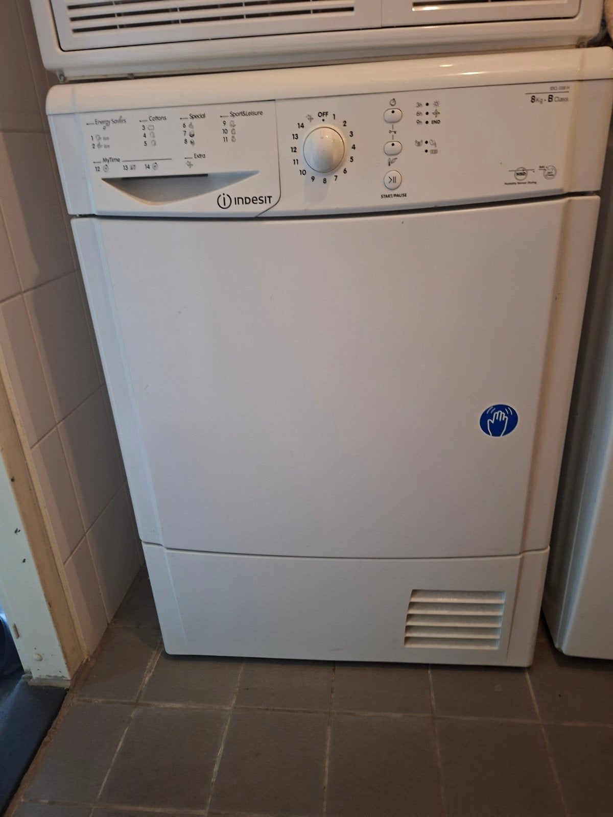 Indesit Condensdroger 8kg - B Klasse, Witgoed en Apparatuur, Wasdrogers, Ophalen, 8 tot 10 kg, Zo goed als nieuw, 85 tot 90 cm