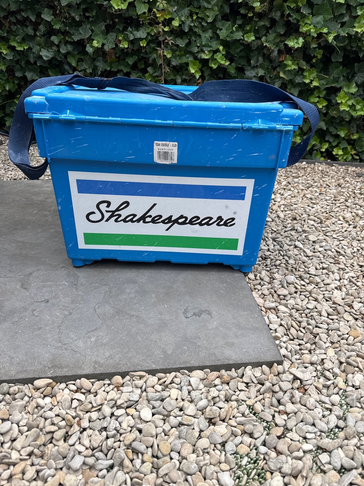 Shakespeare zeevis kist met 2 Daiwa Emblem zeemolens, Ophalen of Verzenden, Gebruikt, Molen
