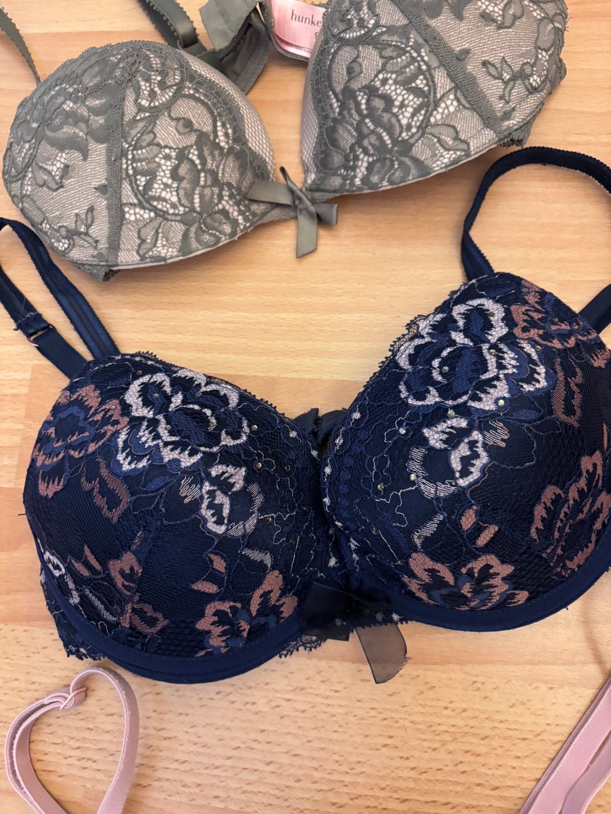 Partij BH’s oa Hunkemoller, Victoria’s Secret, Ophalen of Verzenden, Meerkleurig, BH