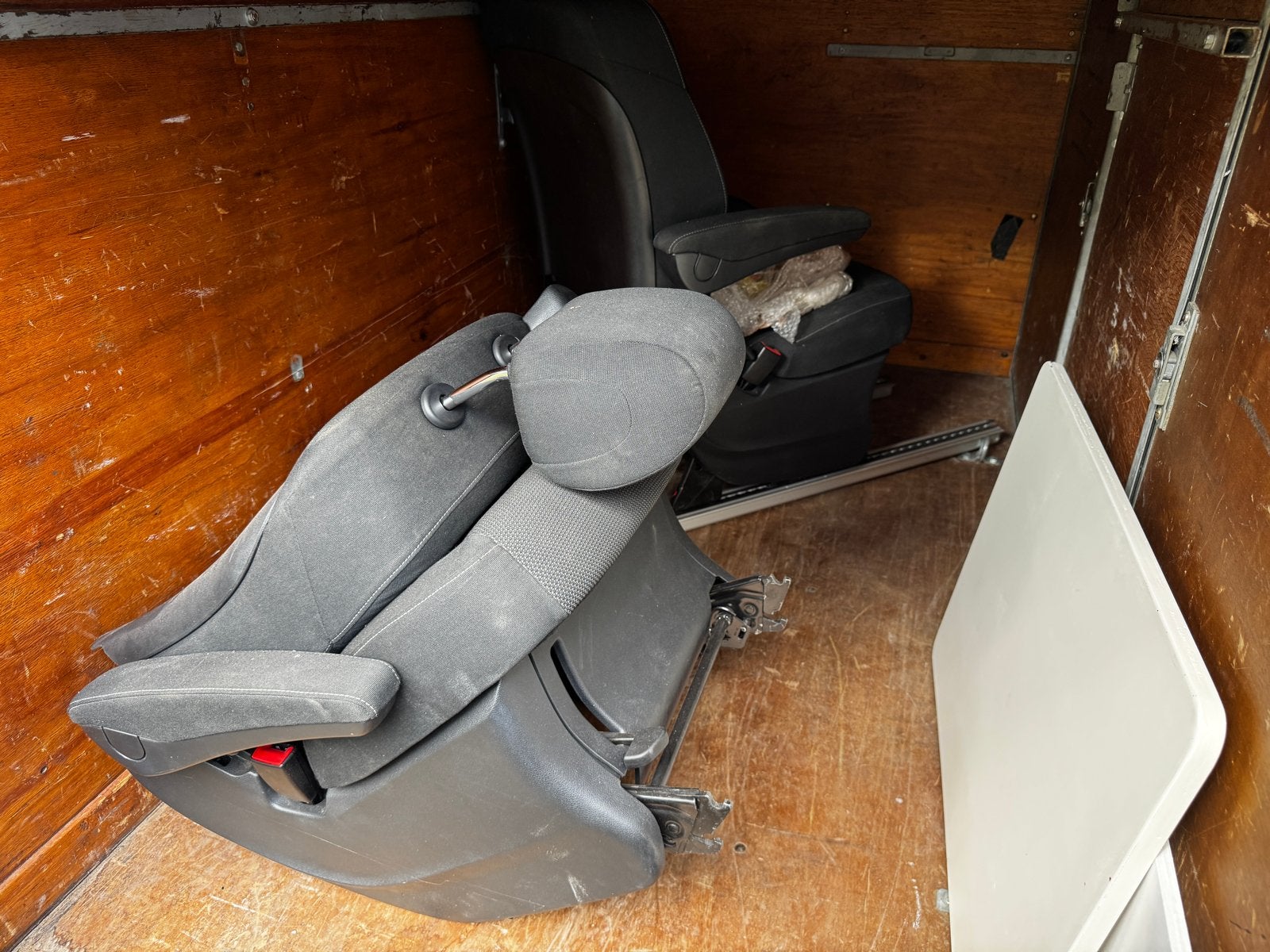 2 Mercedes Vito V-klasse stoelen - Stoffen bekleding, Ophalen, Gebruikt, Mercedes-Benz