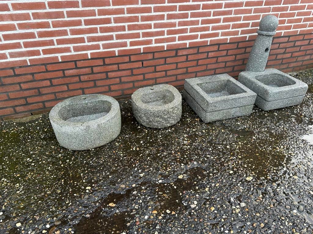 Hardstenen (Belgische  hardsteen) wasbakken, Ophalen, Gebruikt, Graniet, Fontein