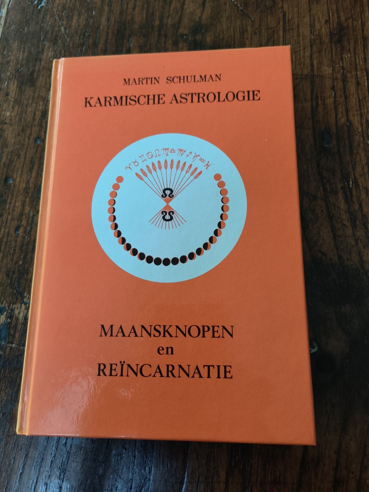 Karmische Astrologie: Maansknopen en Reïncarnatie, Gelezen, Achtergrond en Informatie, Verzenden, Astrologie