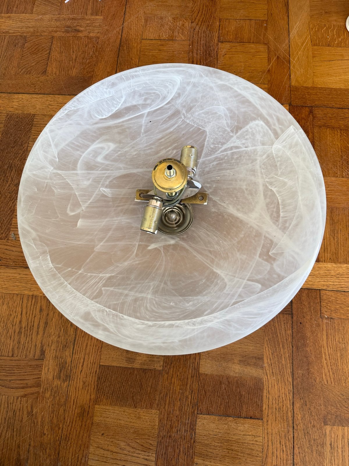 Plafondlamp met marmerlook glazen kap, Ophalen, Wit, Overige merken, Gebruikt