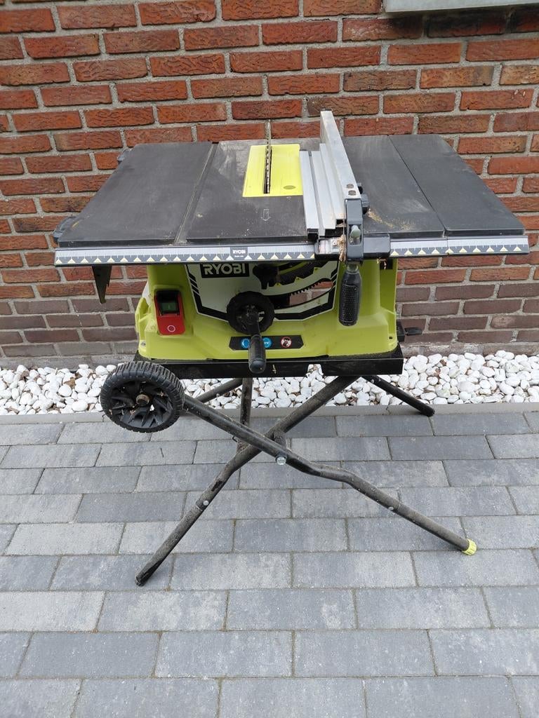 Ryobi Zaagtafel - Ideaal voor de hobbyist, Doe-het-zelf en Verbouw, Gereedschap | Zaagmachines, Cirkelzaag, 70 mm of meer, Ophalen of Verzenden