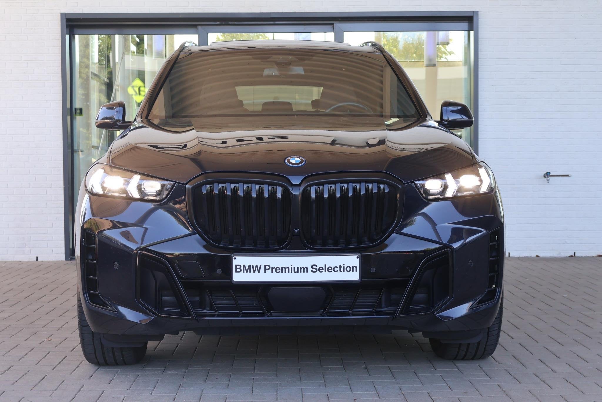 BMW X5 xDrive50e | M Sport | Bowers & Wilkins | Driving Assi, Auto's, Gebruikt, 2395 kg, Met garantie (alle), Zwart