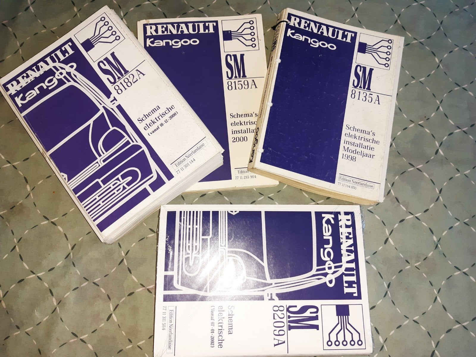Renault Werkplaatshandboeken Originele Stroomschema's, Ophalen