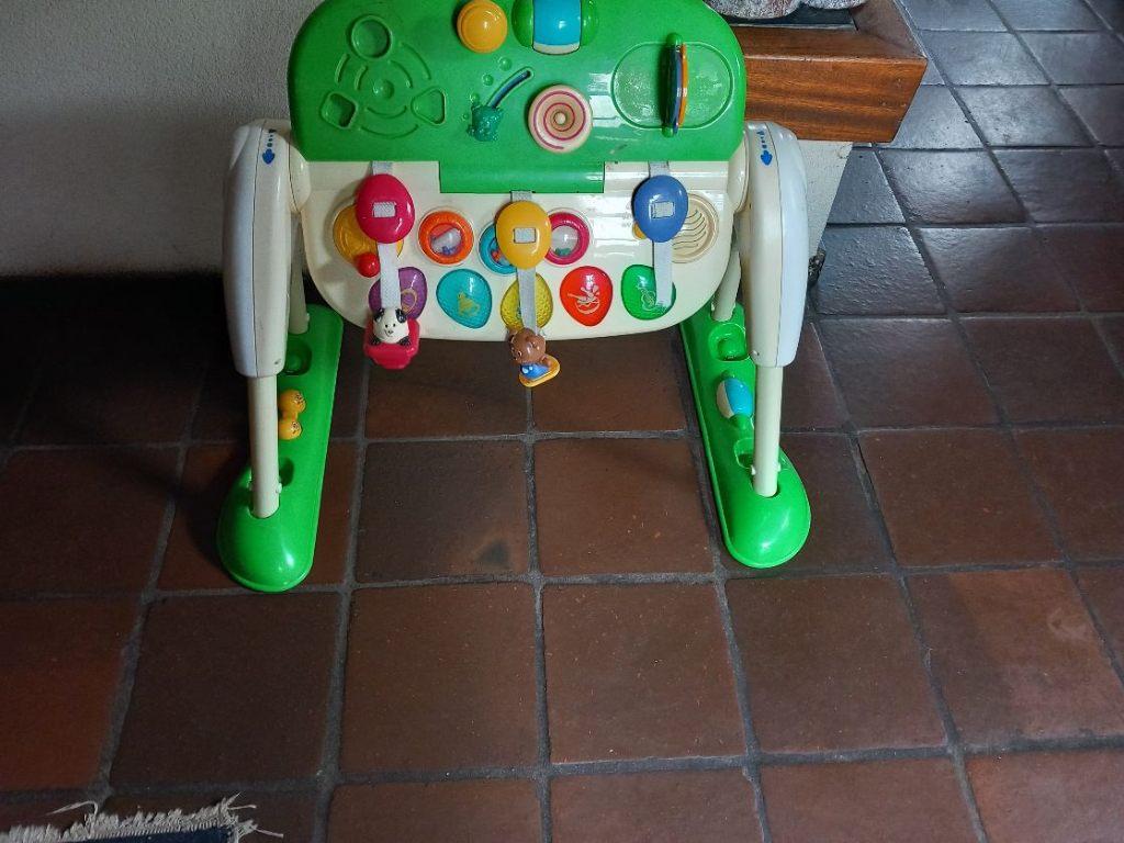 Babygym van het merk chicco, multifunctioneel, Kinderen en Baby's, Speelgoed | Babyspeelgoed, Ophalen, Zo goed als nieuw, Babygym