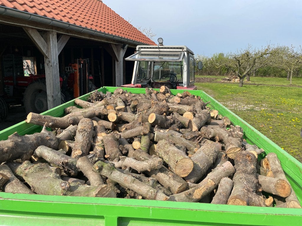 Appelhout Fruitbomenhout Openhaardhout Haardhout Kachelhout, Tuin en Terras, Haardhout, 3 tot 6 m³, Ophalen, Overige houtsoorten