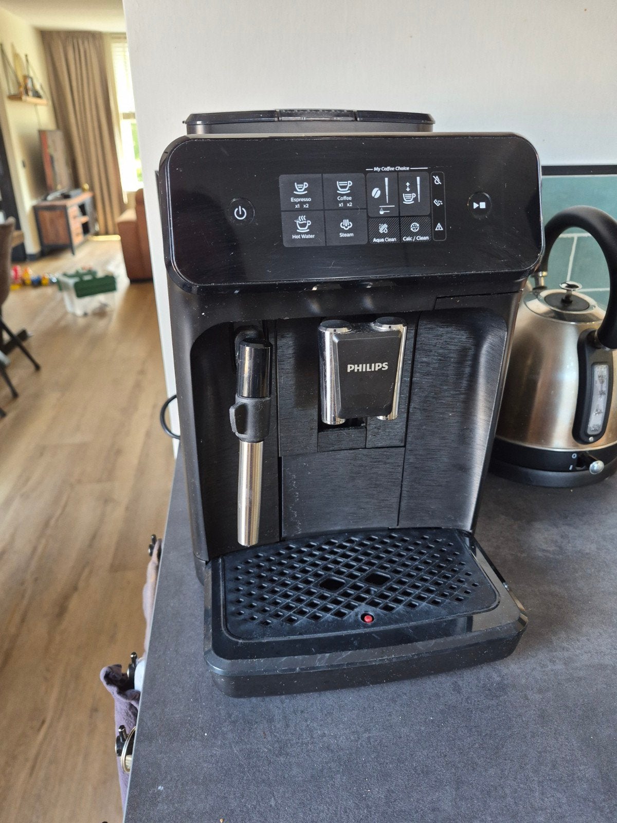 Philips Volautomatische Espressomachine met Melkopschuimer, Witgoed en Apparatuur, Koffiezetapparaten, Gebruikt, Koffiemachine