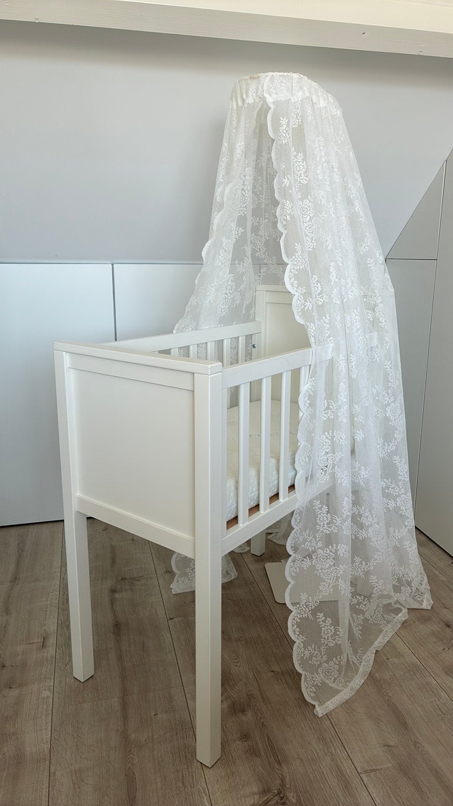 Mooi wiegje van TWF in nette staat, Kinderen en Baby's, Babywiegjes en Ledikanten, Ophalen, Zo goed als nieuw, Wieg