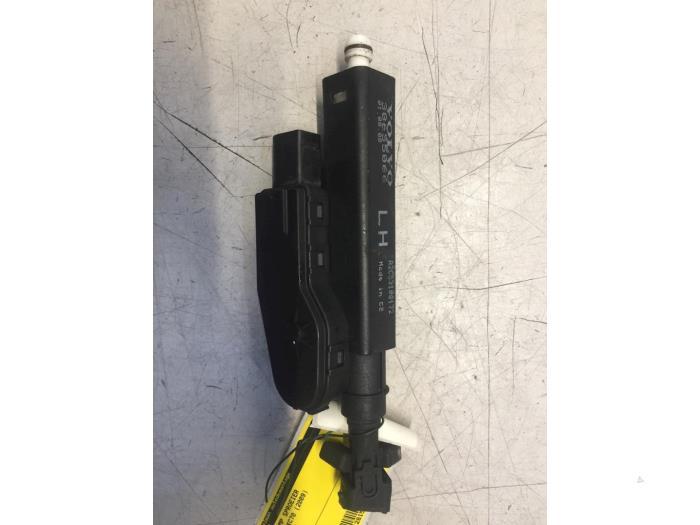 Koplamp Sproeier van een Volvo XC70, Gebruikt, -, -, Ophalen of Verzenden