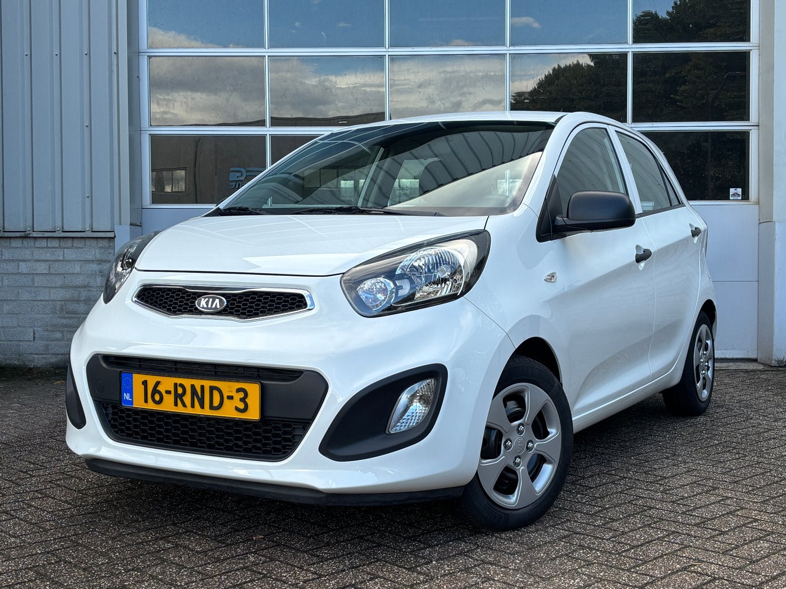 KIA Picanto 1.0 CVVT 5-drs | 2e Eigenaar | Dealeronderhouden, Bedrijf, Te koop