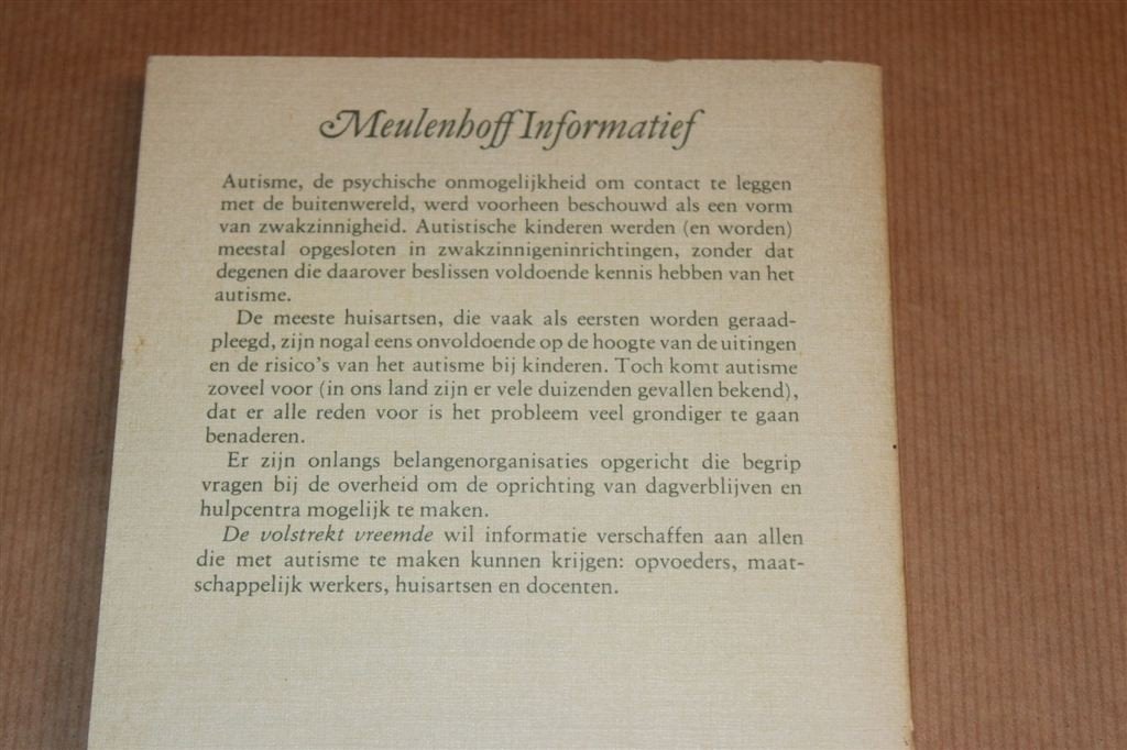 De Volstrekt Vreemde — Autistisch Kind Begrijpen, Begeleiden, Ophalen of Verzenden, Gelezen, Ontwikkelingspsychologie