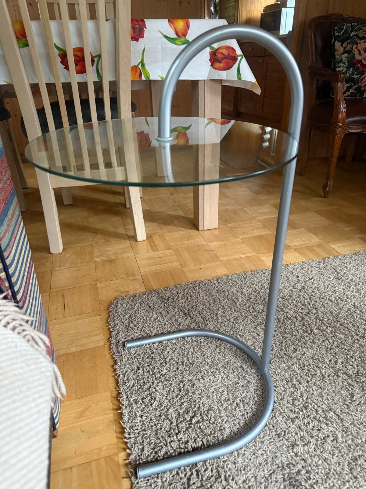 Mooie vintage glazen bijzettafel, Huis en Inrichting, Tafels | Bijzettafels, Minder dan 55 cm, Gebruikt, Rond, Ophalen of Verzenden