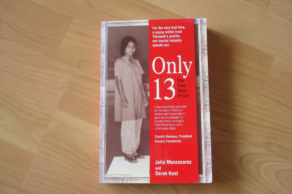 Only 13 The true story of Lon - Julia Manzanares Derek Kent, Ophalen of Verzenden, Gelezen