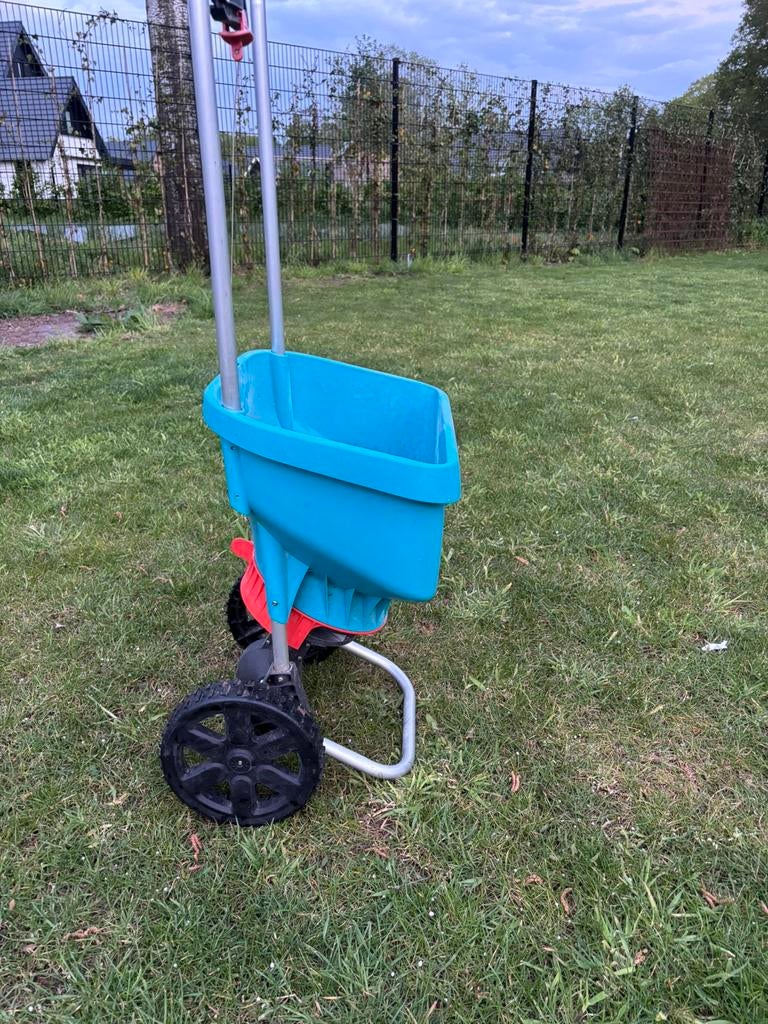 Gardena strooiwagen, Tuin en Terras, Hand-tuingereedschap, Ophalen of Verzenden, Zo goed als nieuw