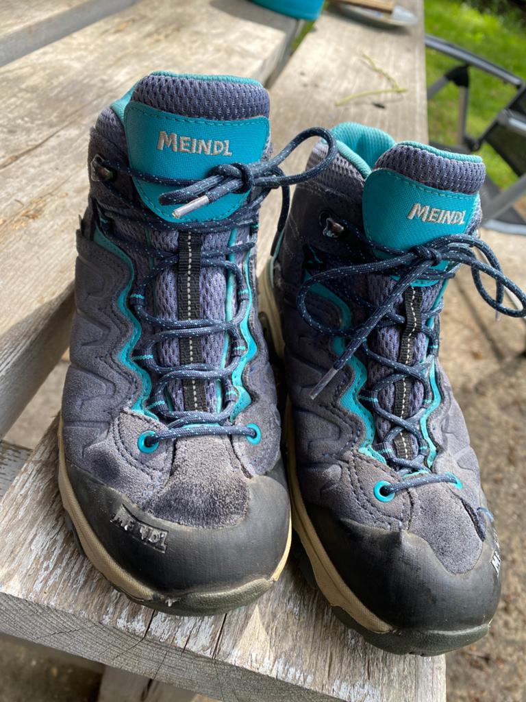 Meindl wandelschoenen maat 34, Sport en Fitness, Bergsport en Wandelen, Ophalen of Verzenden, Gebruikt, Schoenen