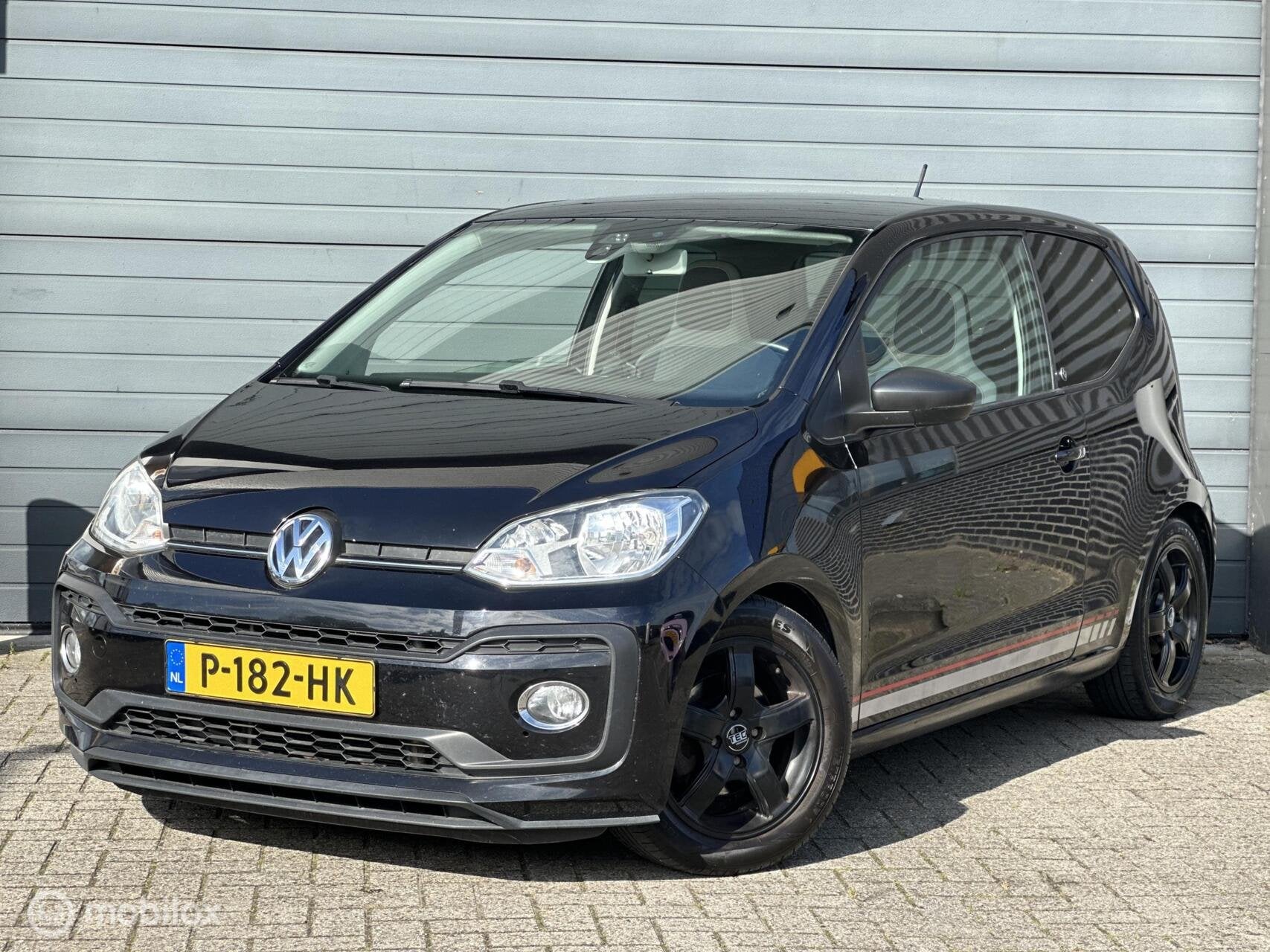 Volkswagen Up! 1.0 TSI 130 PK BMT up! Beats by |, Auto's, Voorwielaandrijving, Gebruikt, Bedrijf, Handgeschakeld