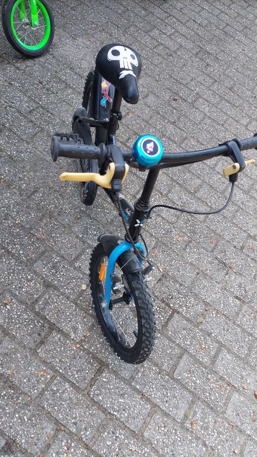 B'Twin Kinderfiets 16 inch - Zwart/Blauw, Fietsen en Brommers, Ophalen, Terugtraprem, B'Twin, 16 tot 20 inch