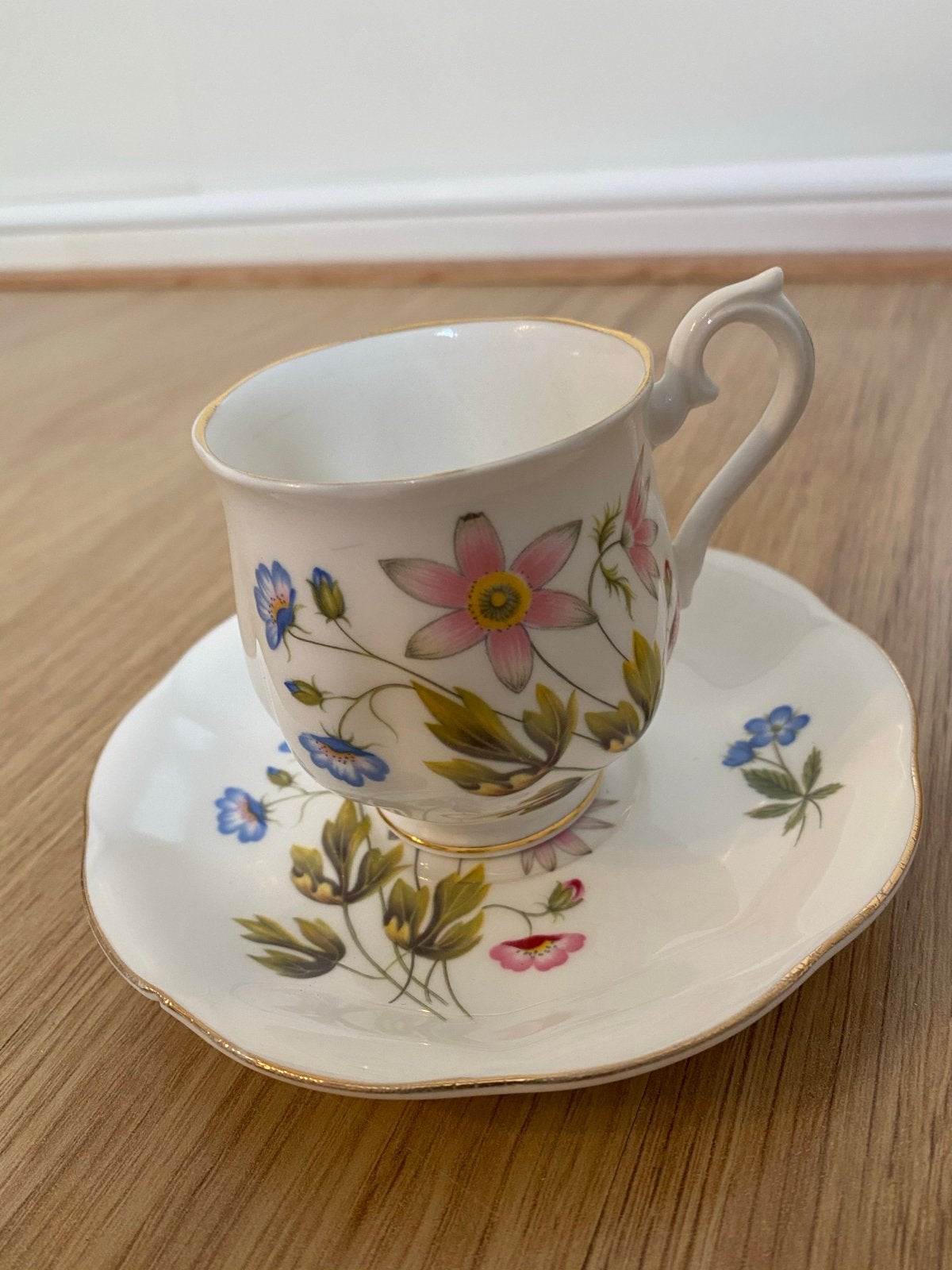 Royal Windsor Fine Bone China kop en schotel, Ophalen of Verzenden
