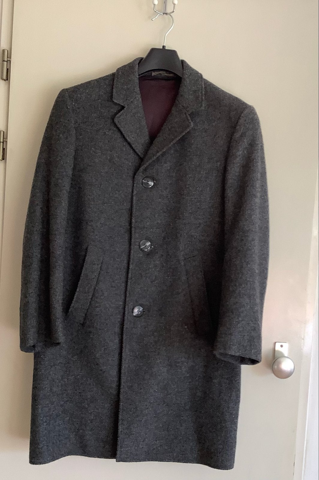 Vintage Wollen Jas - Tijdloze Grijze Overjas, Kleding | Heren, Ophalen of Verzenden, Gedragen, Maat 48/50 (M), Grijs